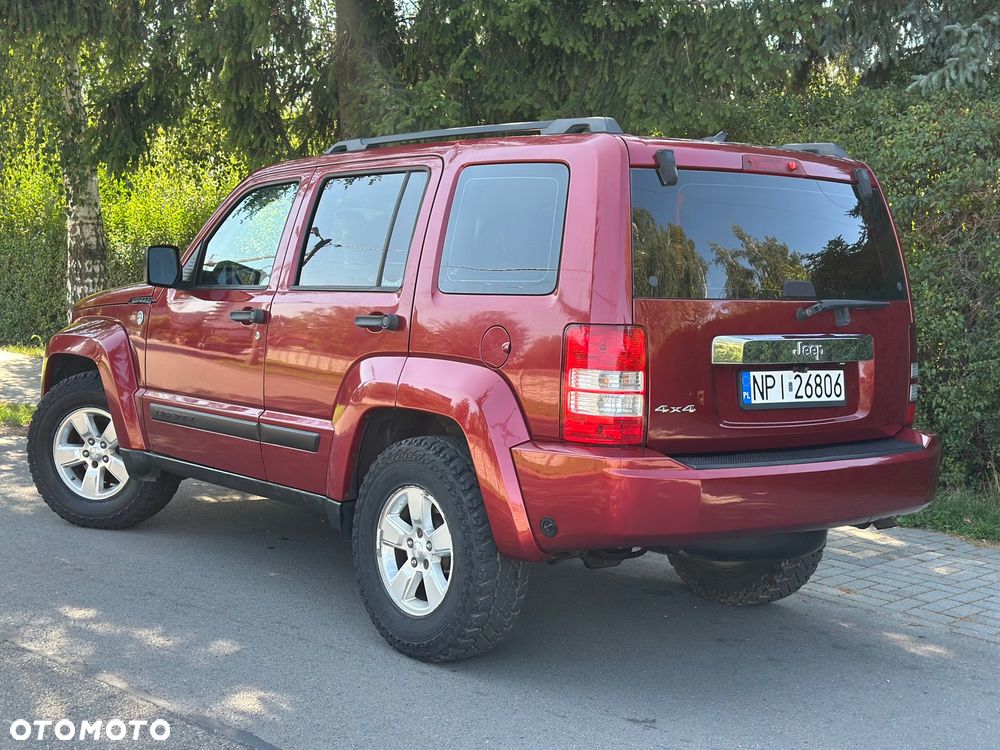 Jeep Liberty - 6