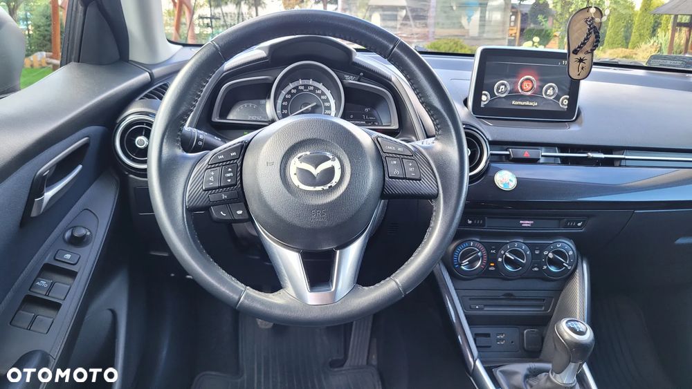 Mazda 2 - 15