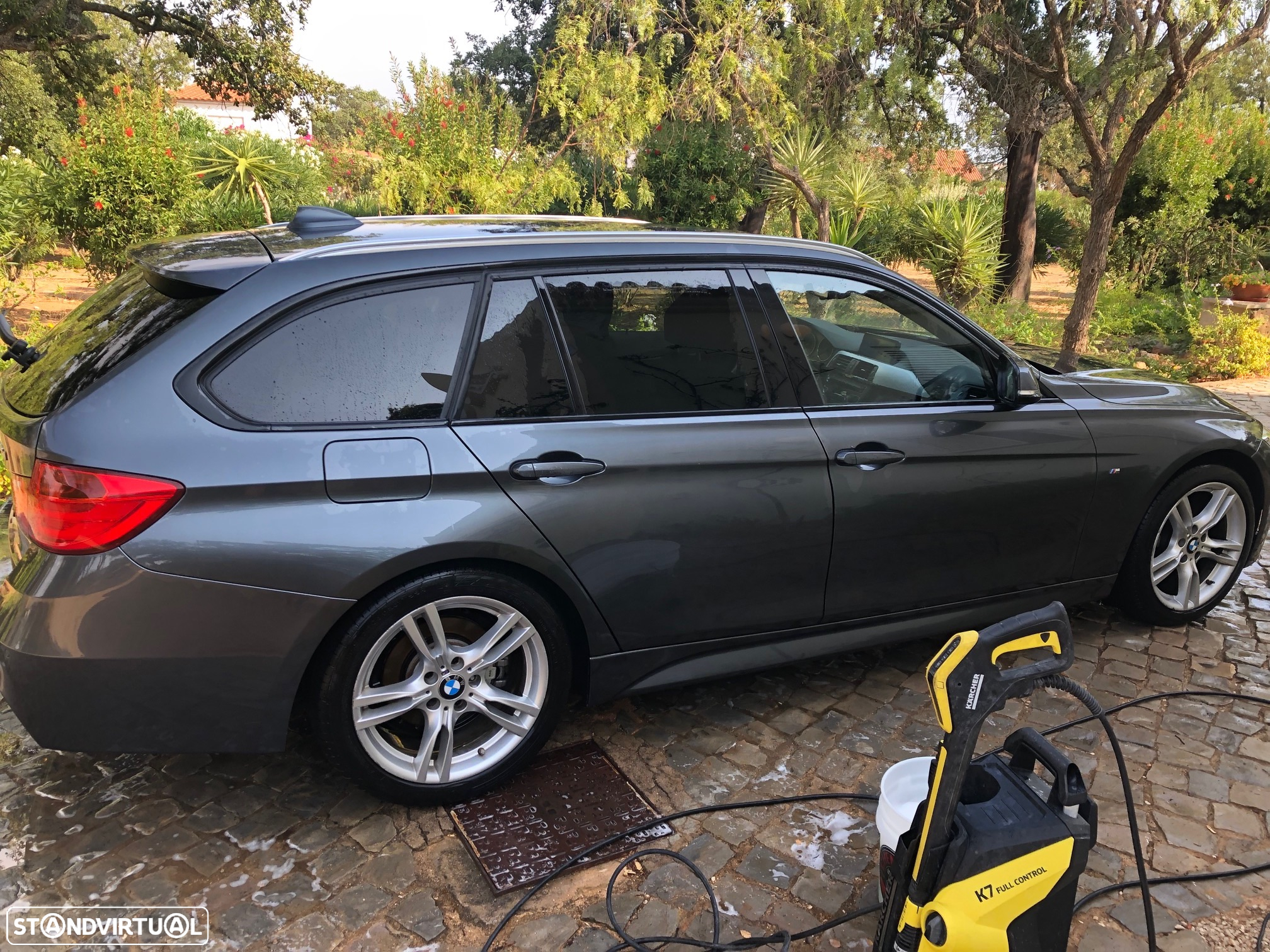 BMW 320 d Touring Auto - 2