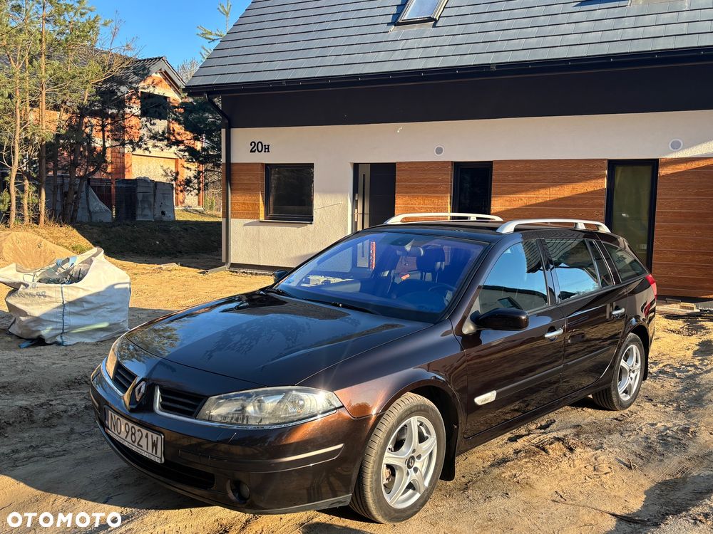 Renault Laguna 2.0 dCi FAP Initiale - 1