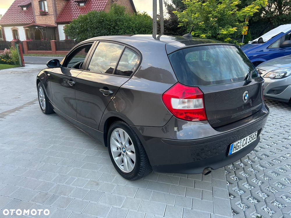 BMW Seria 1 118i - 3