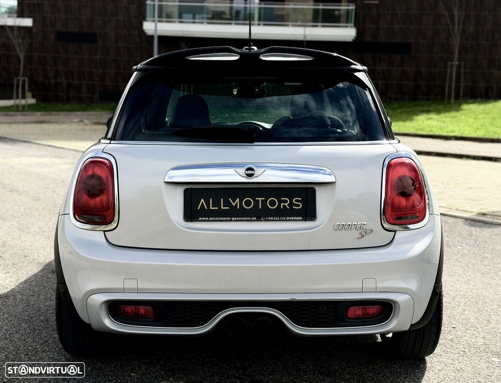 MINI 3 Portas Cooper SD - 12