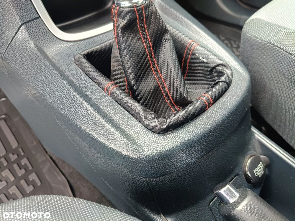 Ford Fiesta 1.25 Celebration - 11
