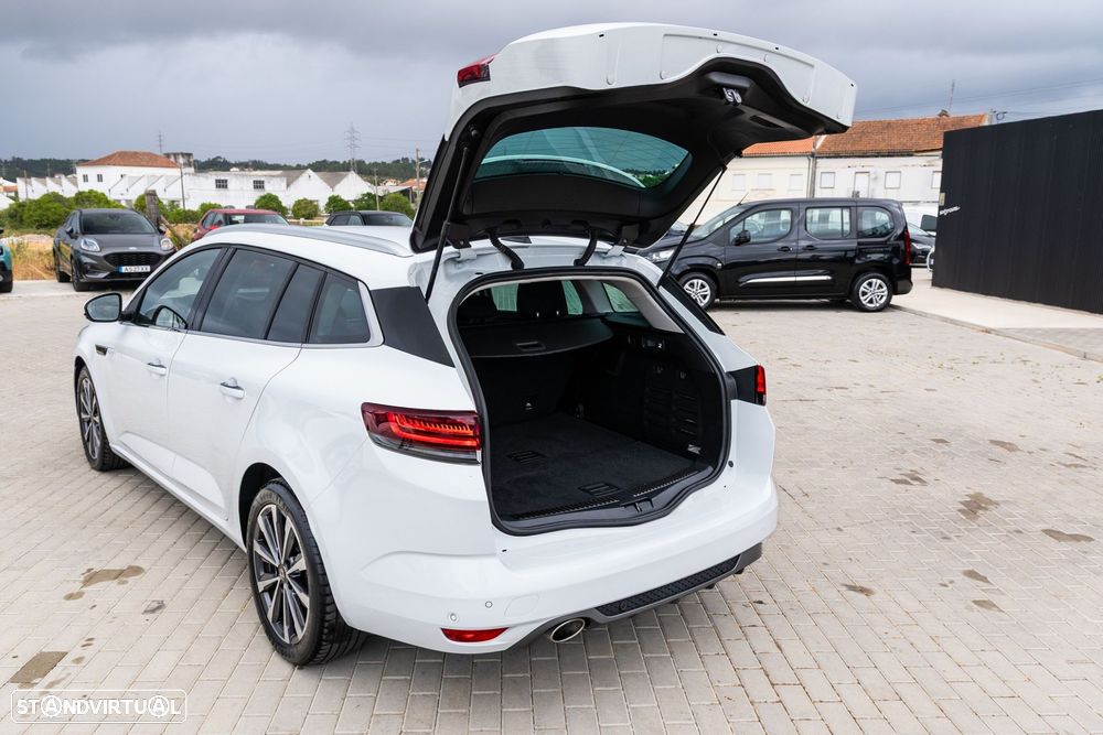 Renault Mégane Sport Tourer 1.5 Blue dCi R.S. Line EDC - 10