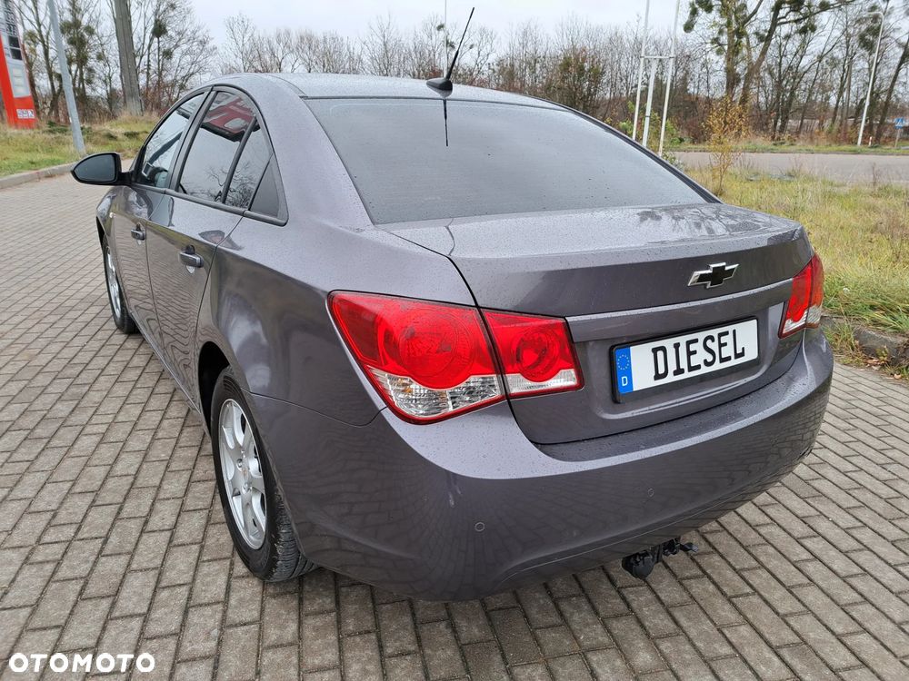 Chevrolet Cruze - 10