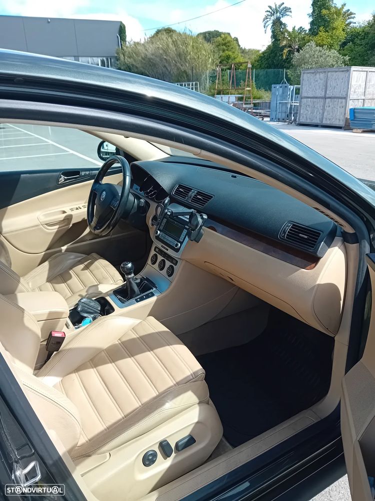 VW Passat 2.0 TDI Sportline - 5