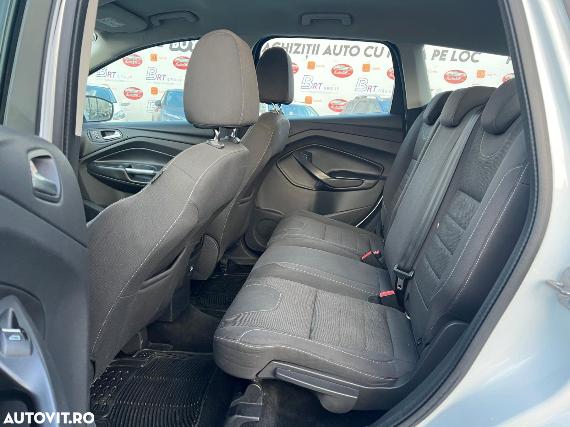 Ford Kuga - 13