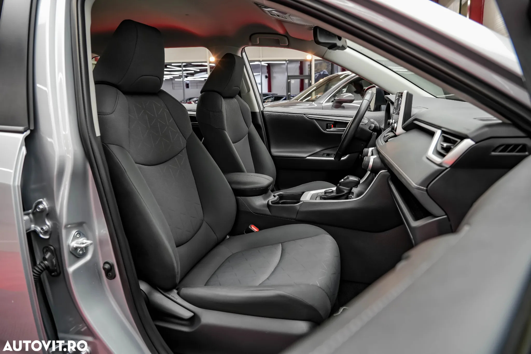 Toyota RAV4 2.5 Hybrid VVT-iE 4x4 Exclusive - 8