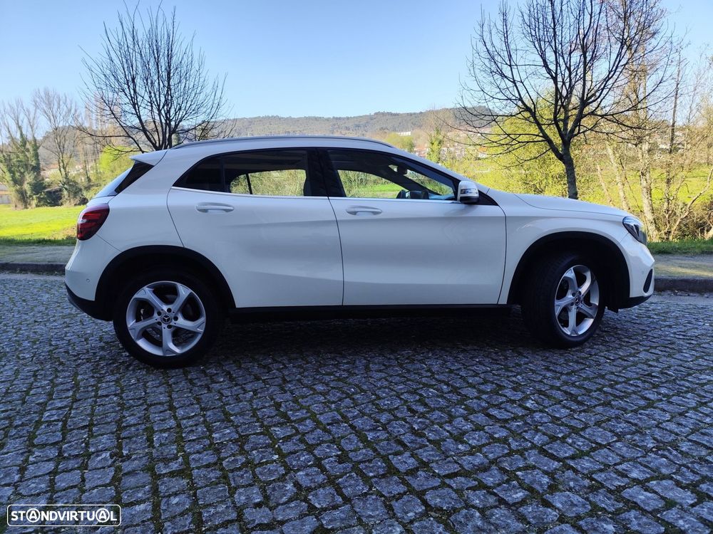 Mercedes-Benz GLA 180 CDI Urban Aut. - 13