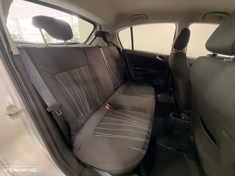 Opel Corsa 1.2 Cosmo - 13