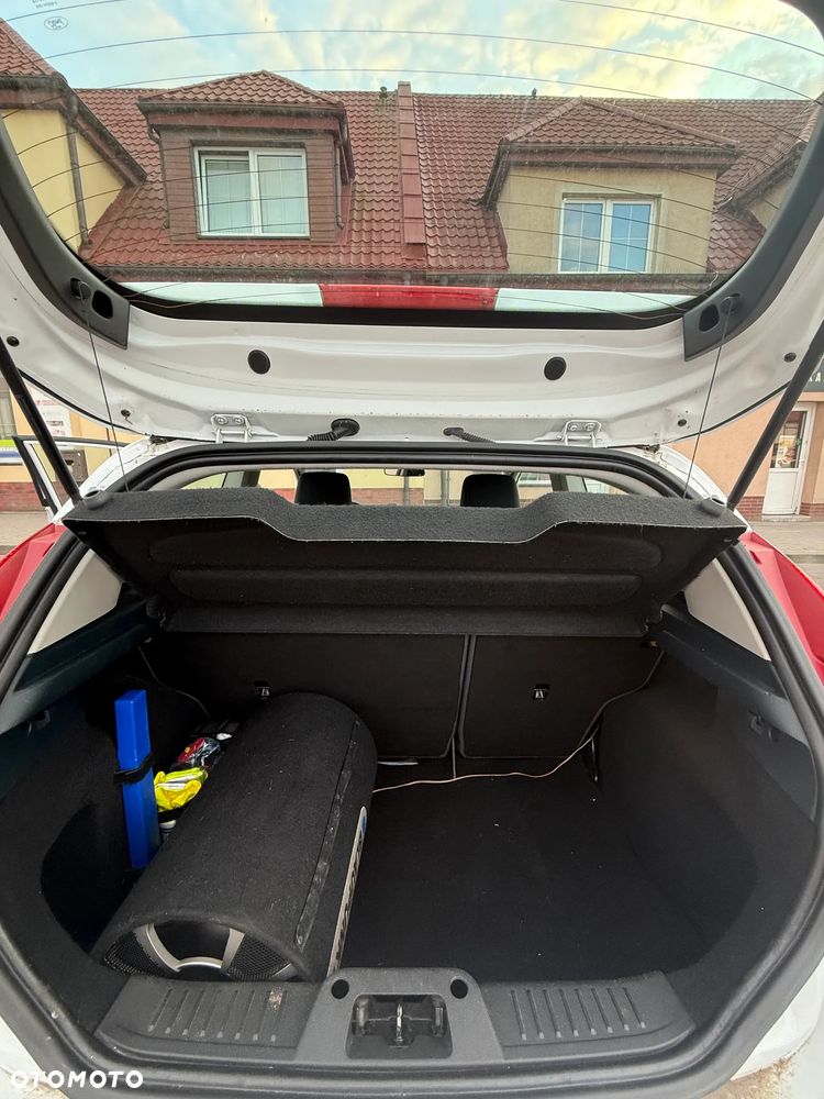 Ford Fiesta 1.25 Ambiente - 11