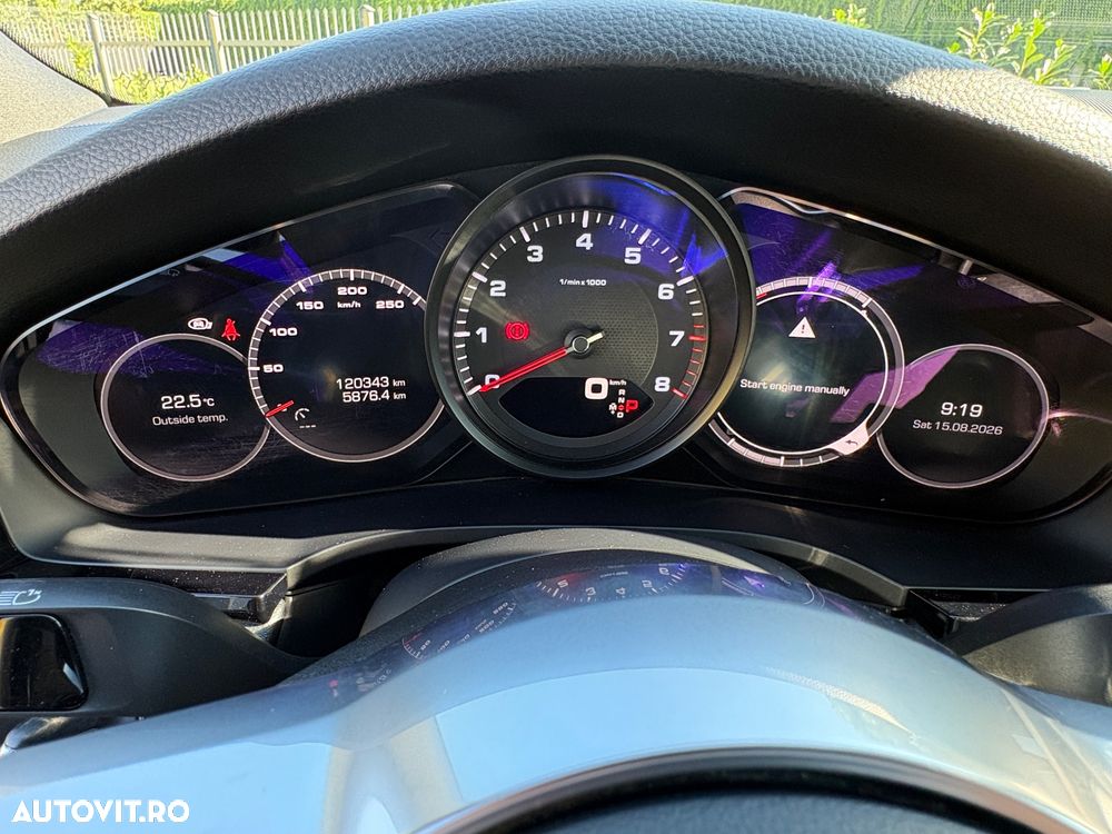 Porsche Cayenne Standard - 18
