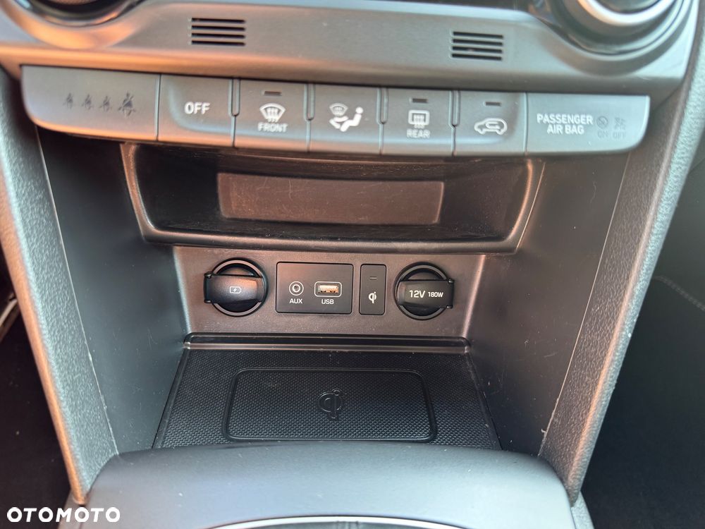 Hyundai Kona - 28