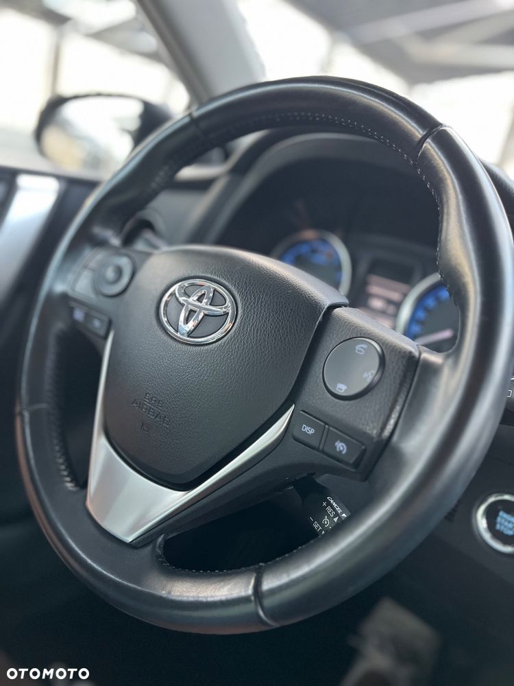 Toyota Auris - 23