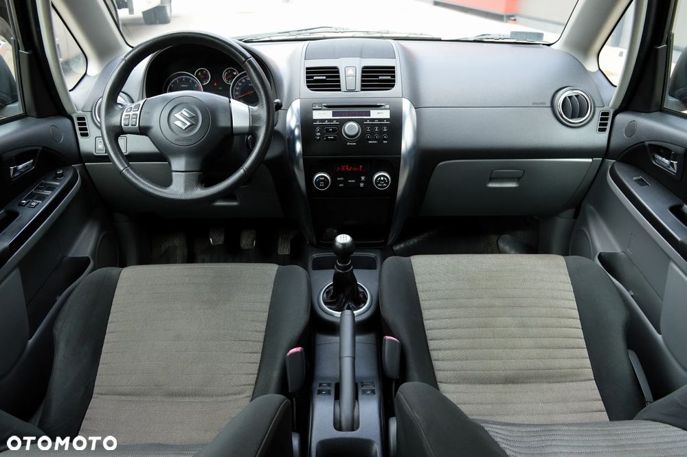 Suzuki SX4 1.6 VVT 4x4 Comfort - 8