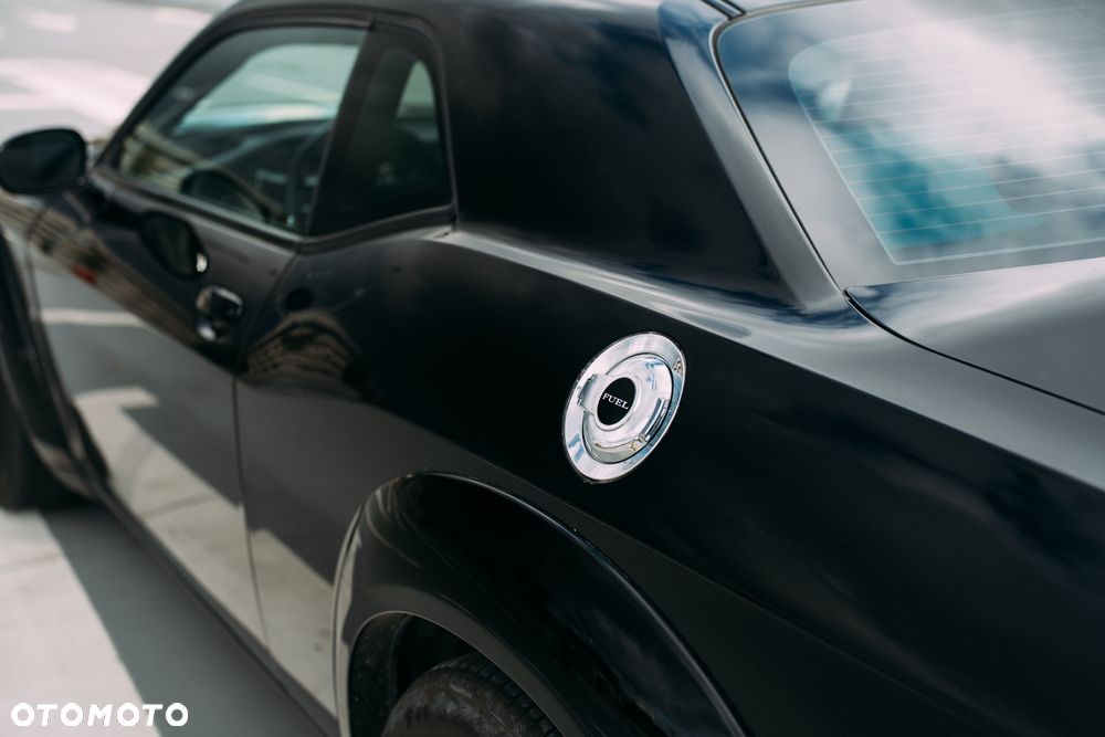 Dodge Challenger - 5