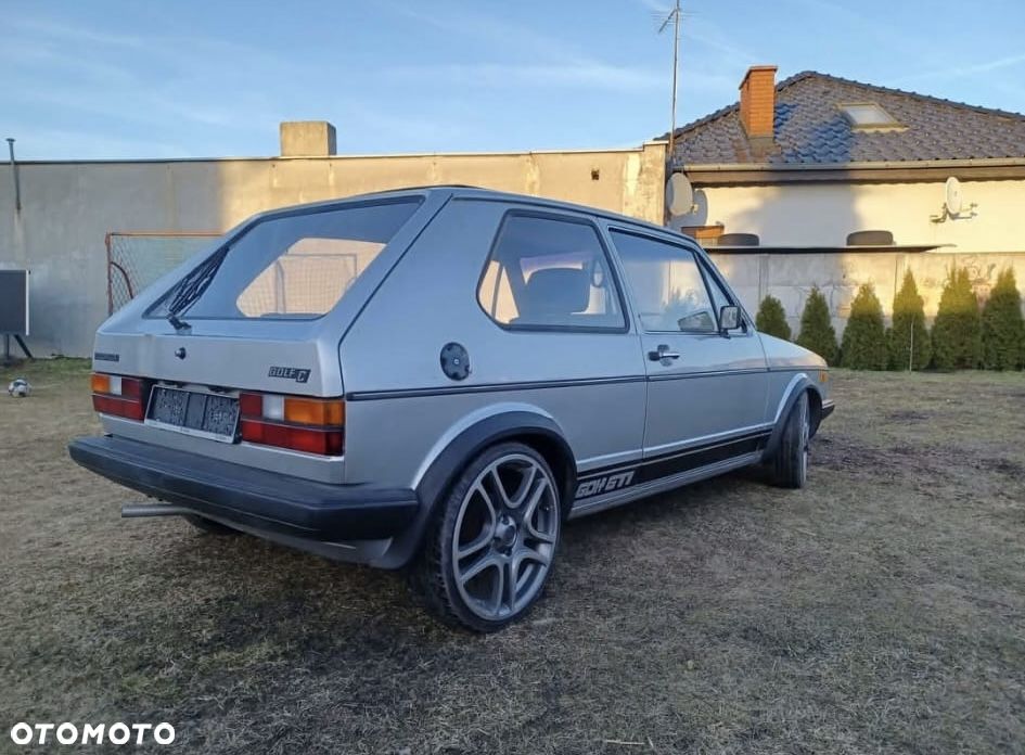 Volkswagen Golf 1.6 / 1.6 C - 4