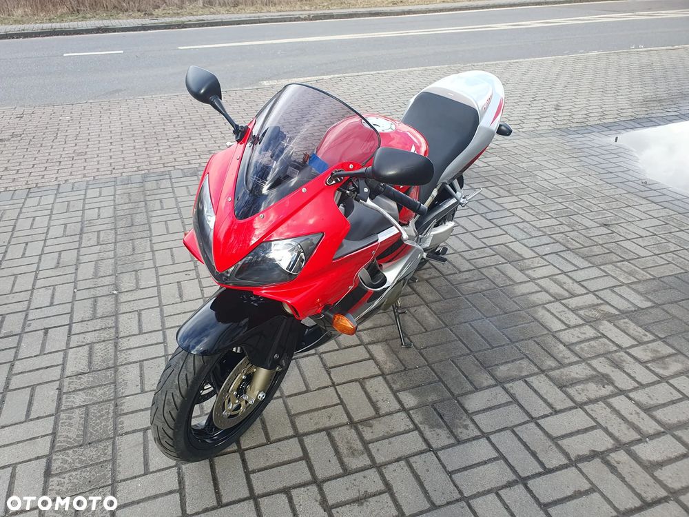 Honda CBR - 31