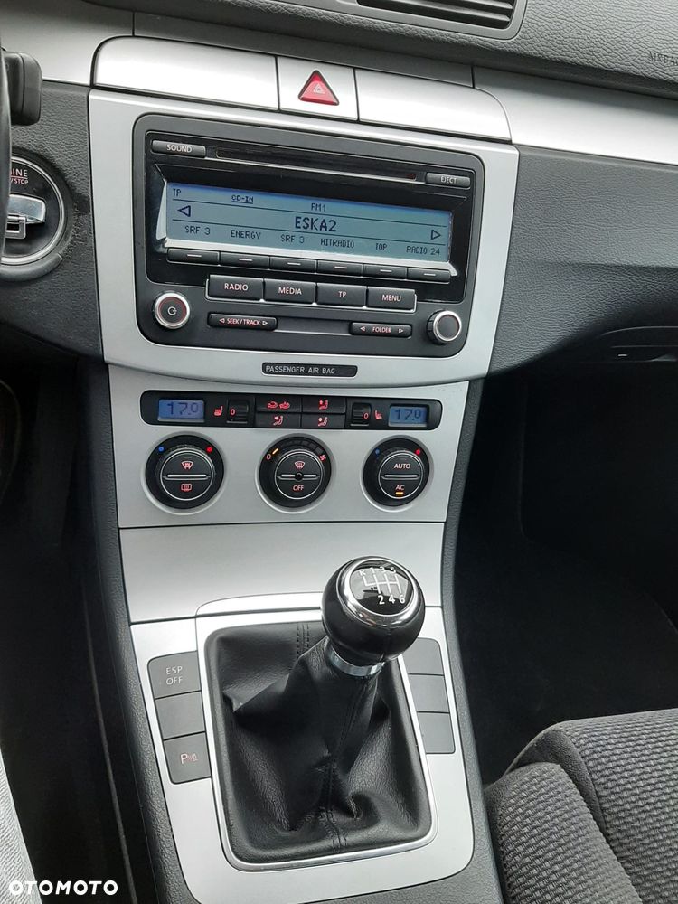 Volkswagen Passat Variant - 14