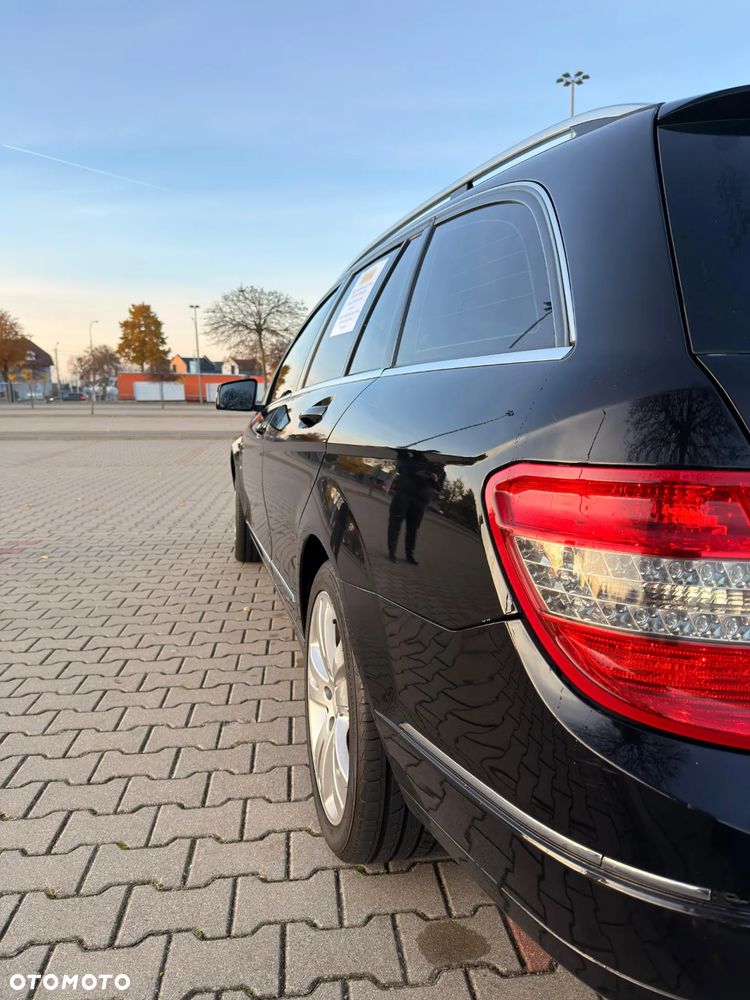 Mercedes-Benz Klasa C 220 CDI BlueEff Avantgarde - 20