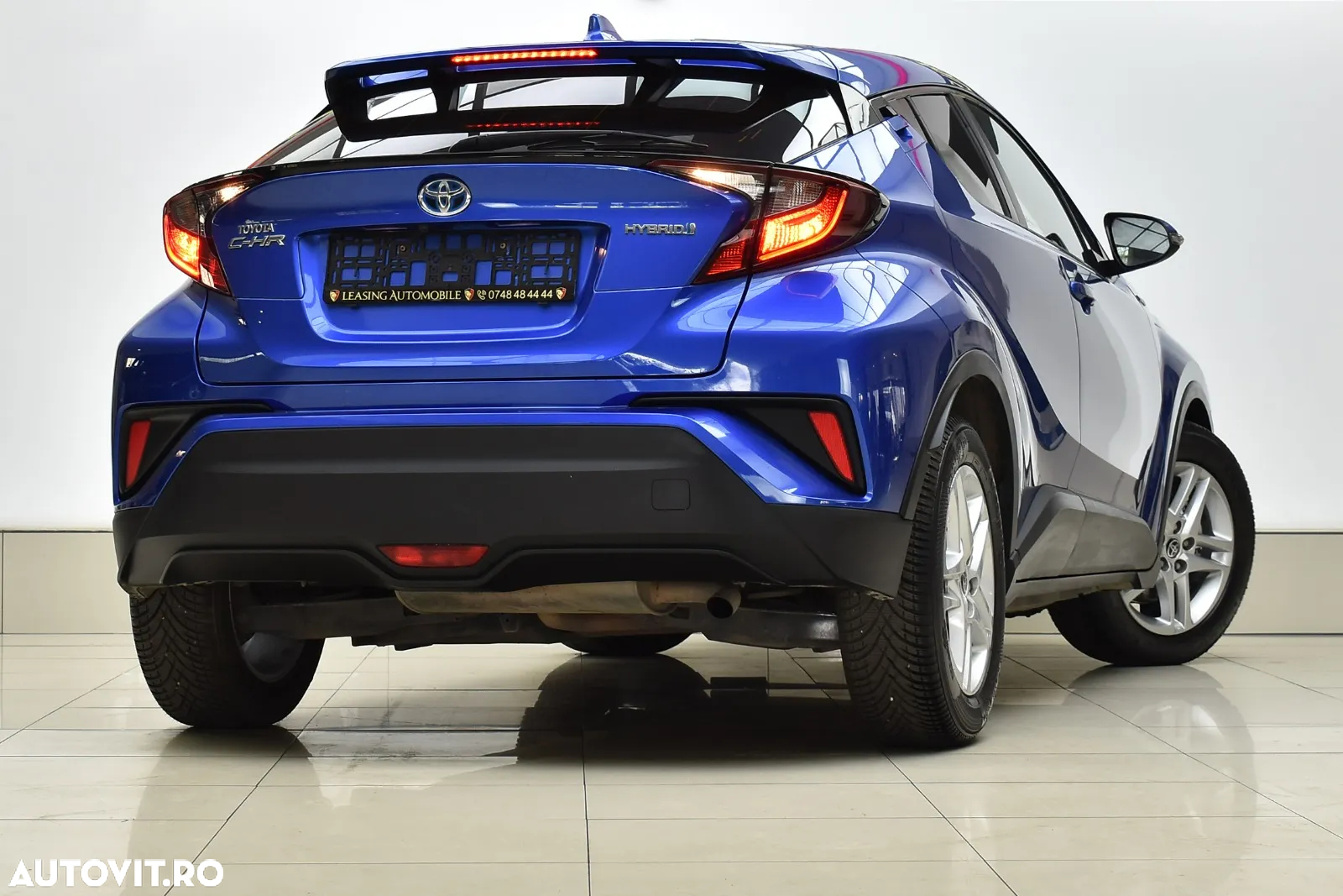 Toyota C-HR - 5