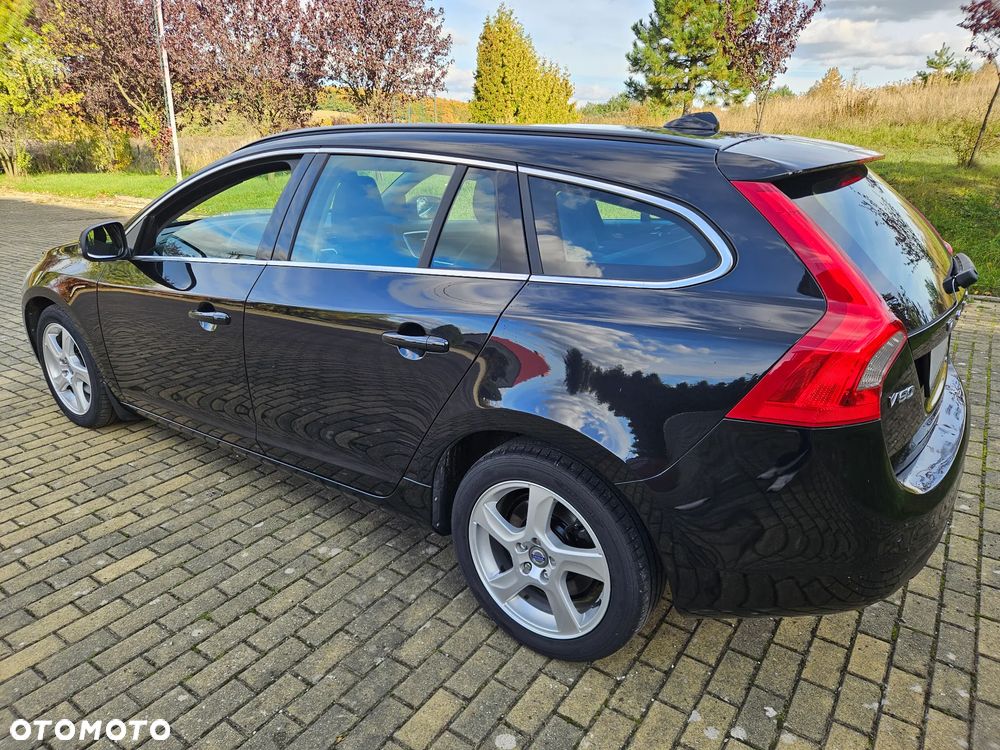 Volvo V60 D2 Kinetic - 11