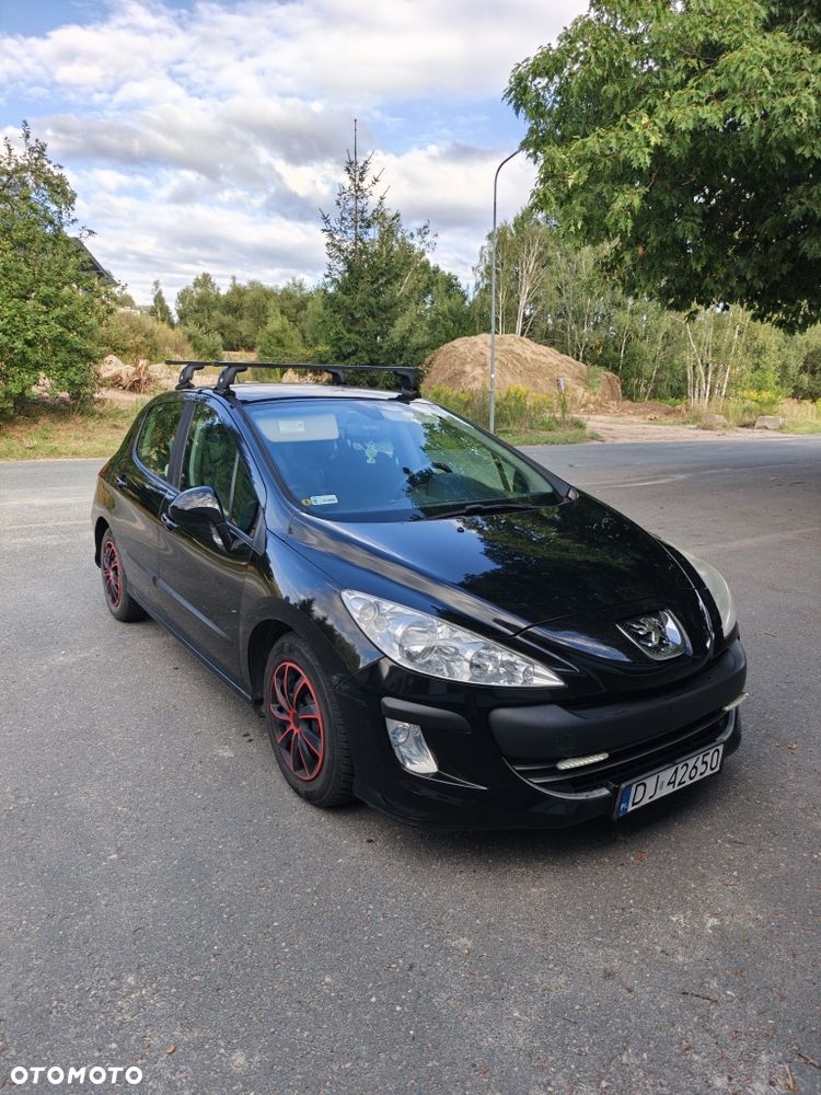 Peugeot 308 - 1