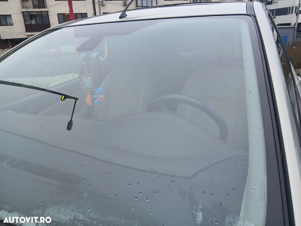 Ford Focus 1.8 TDCI Ghia - 5