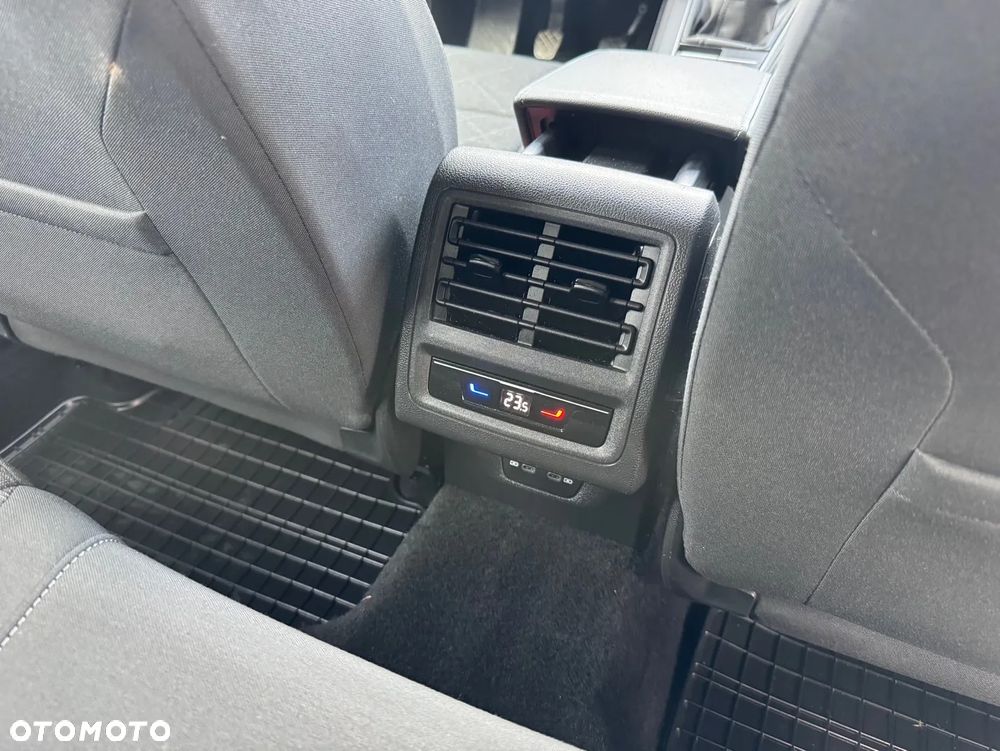 Volkswagen Golf 1.5 TSI EVO Active - 9