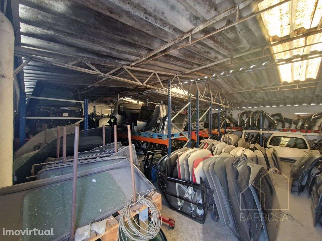 Investidores: Armazem 800m2 cobertos e 600m2 logradouro. Porto/Valongo - Grande imagem: 4/11