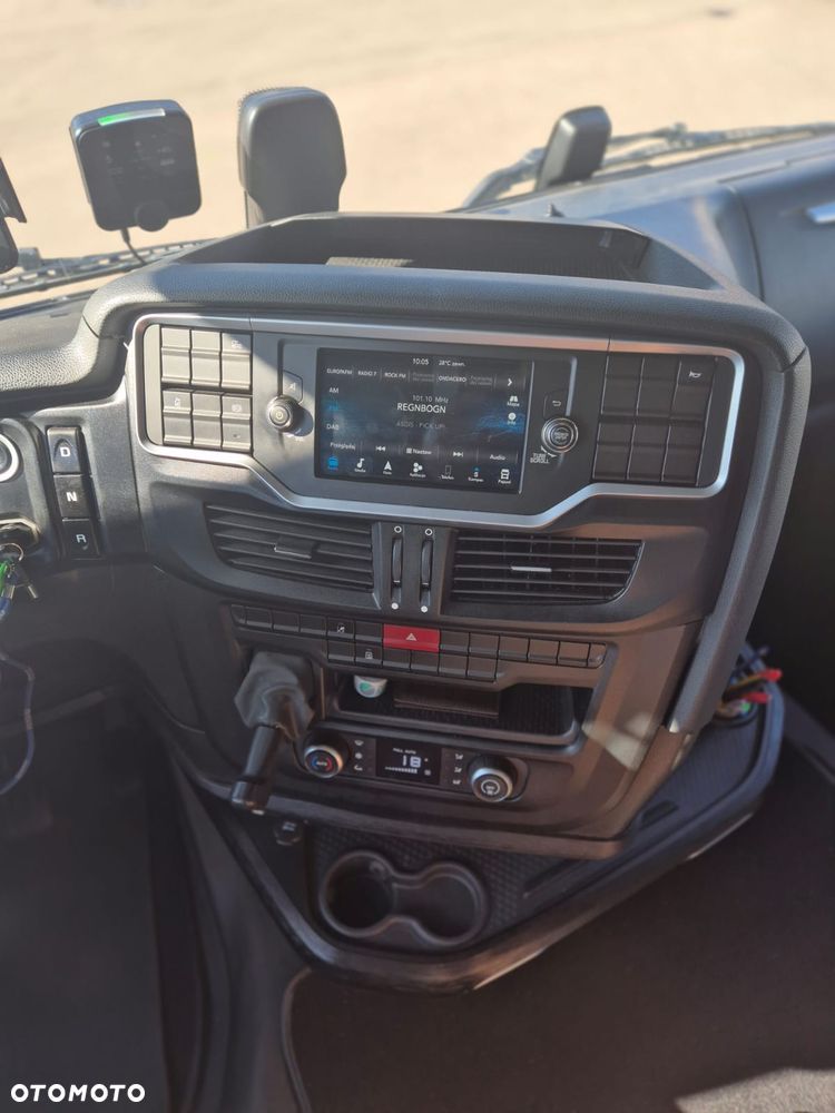 Iveco S-WAY - 7