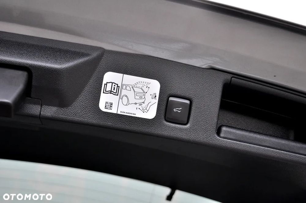 Ford Kuga 2.0 EcoBlue AWD ST-Line X - 27