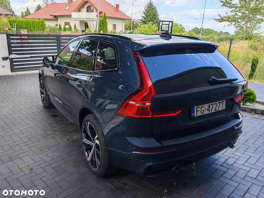 Volvo XC 60 B4 D AWD Ultimate Dark - 3
