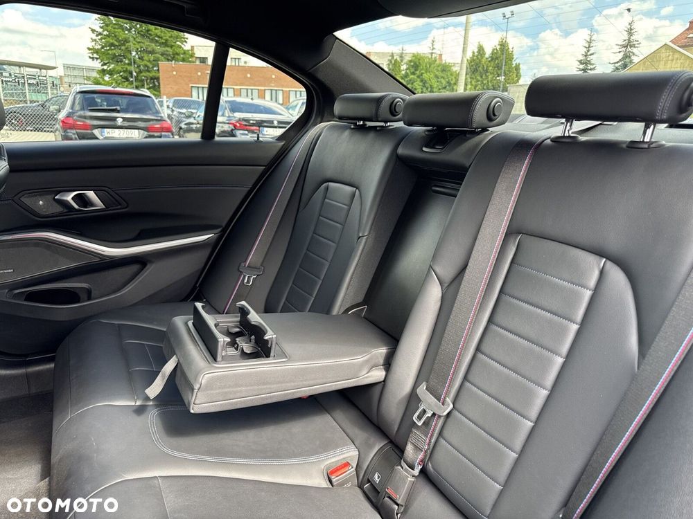 BMW Seria 3 M340d xDrive mHEV sport - 18