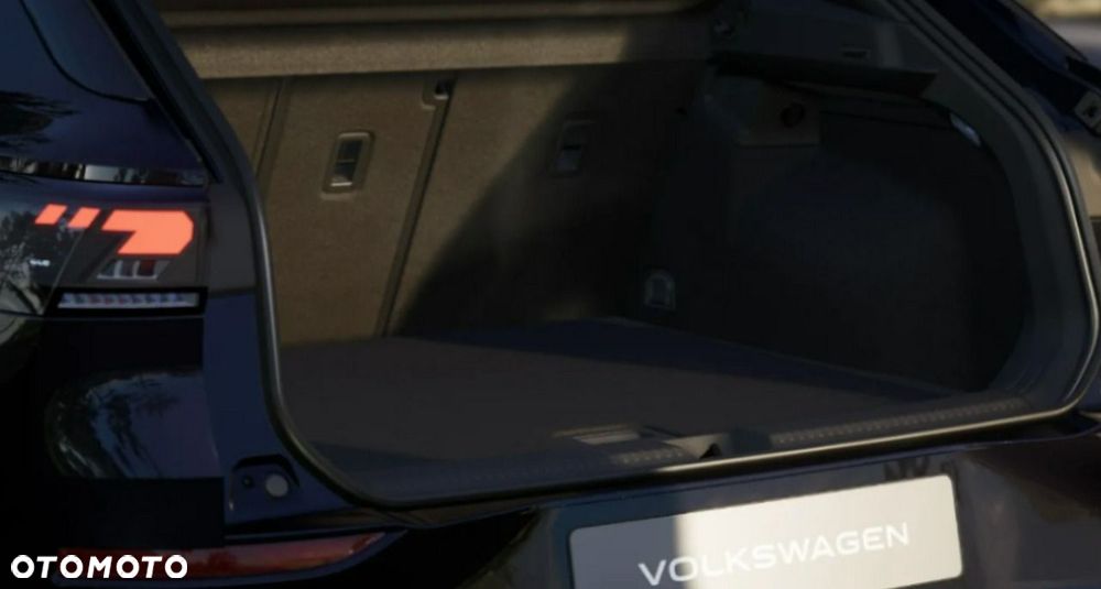 Volkswagen T-Roc 1.5 eTSI R-Line DSG - 10