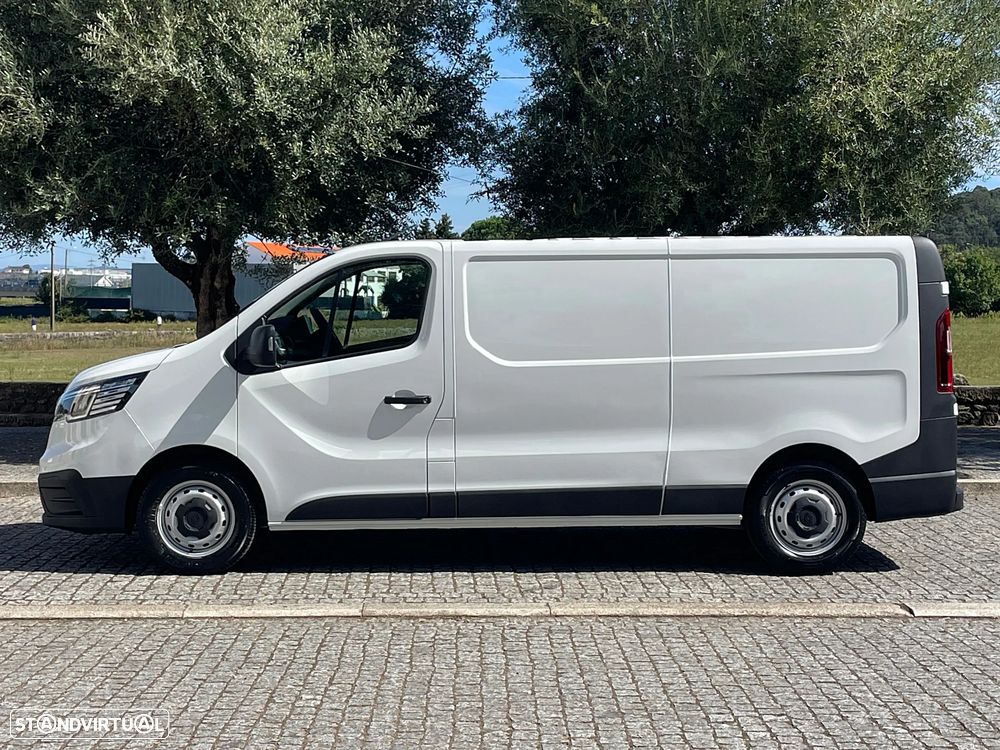 Renault Trafic 2.0 dCi Longa IVA Dedutível - 11