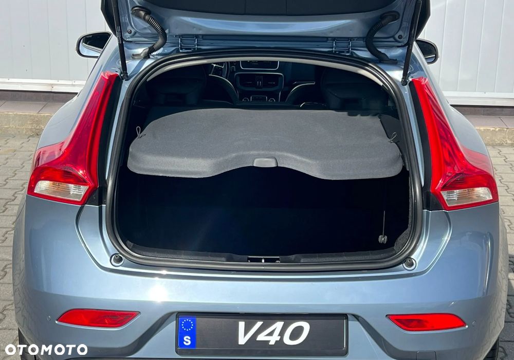 Volvo V40 - 12