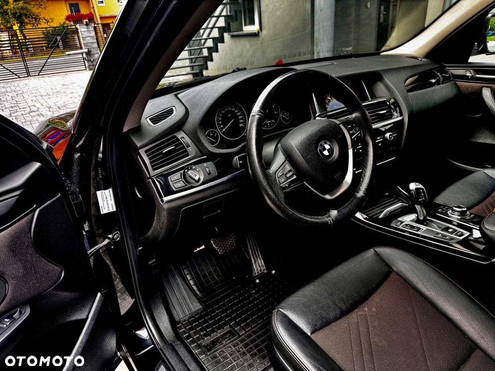 BMW X3 xDrive20i - 11