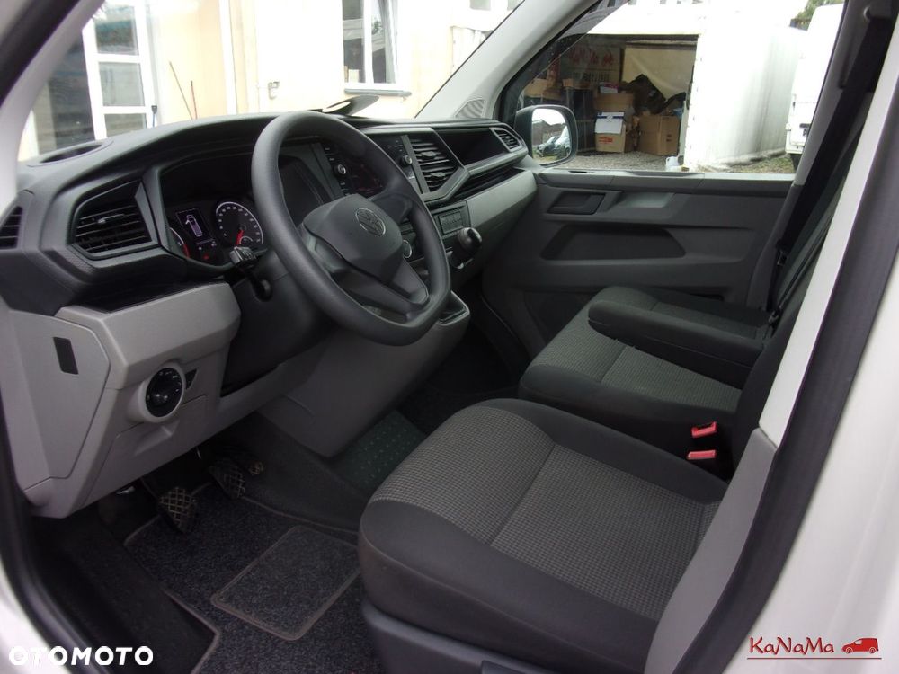 Volkswagen Transporter - 28