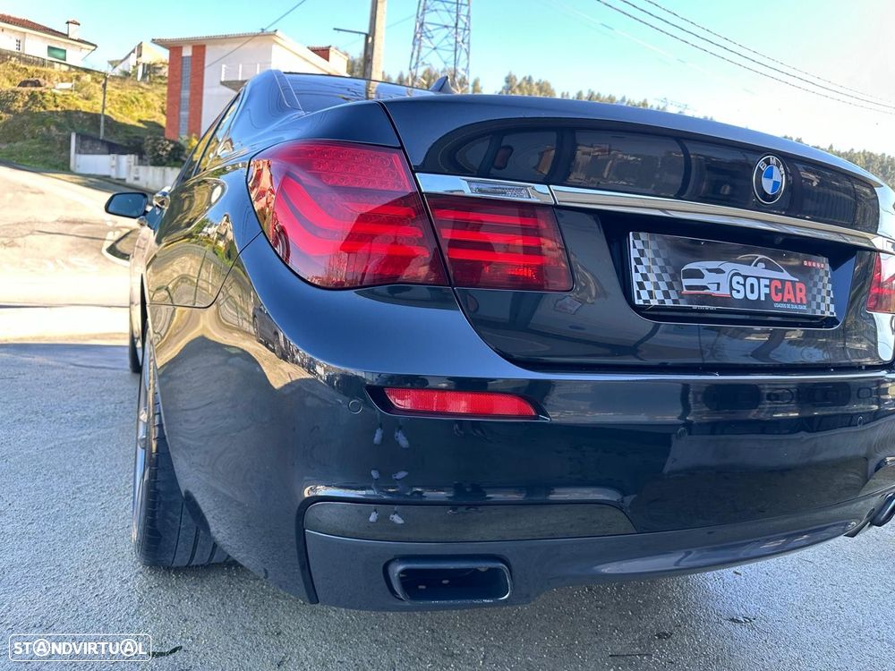 BMW 750 d xDrive Pack M - 34