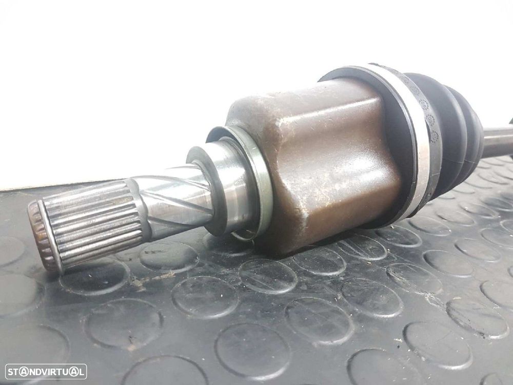 TRANSMISSÃO FRENTE DIREITA NISSAN MICRA (K12E) ACENTA - 2