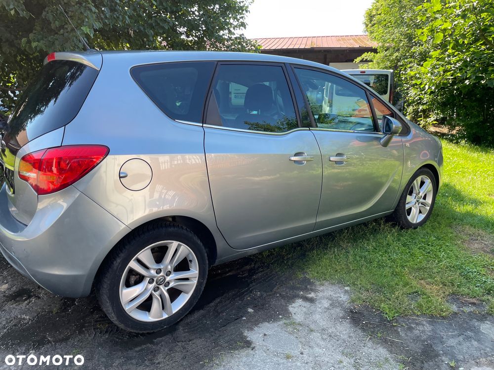 Opel Meriva 1.4 Essentia - 10