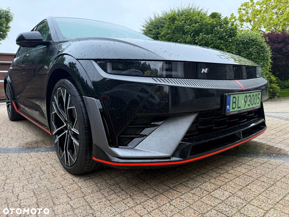 Hyundai IONIQ - 1