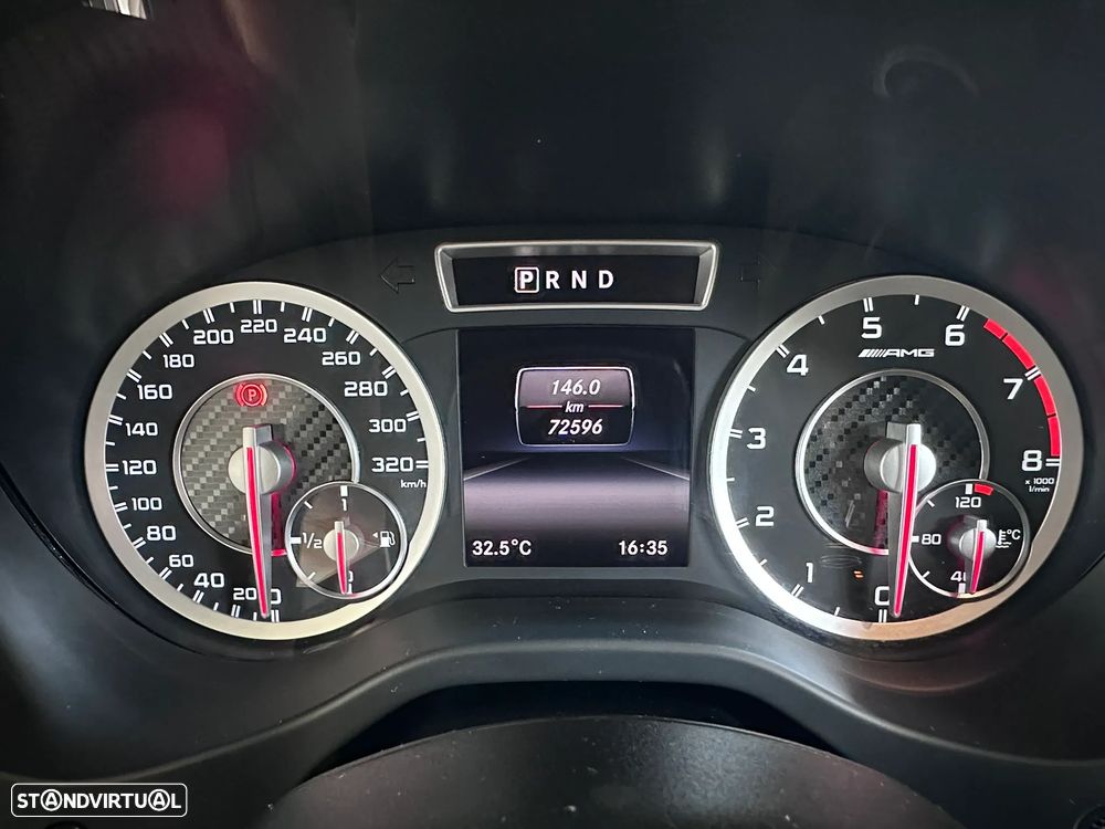 Mercedes-Benz A 45 AMG 4Matic Speedshift 7G-DCT - 23