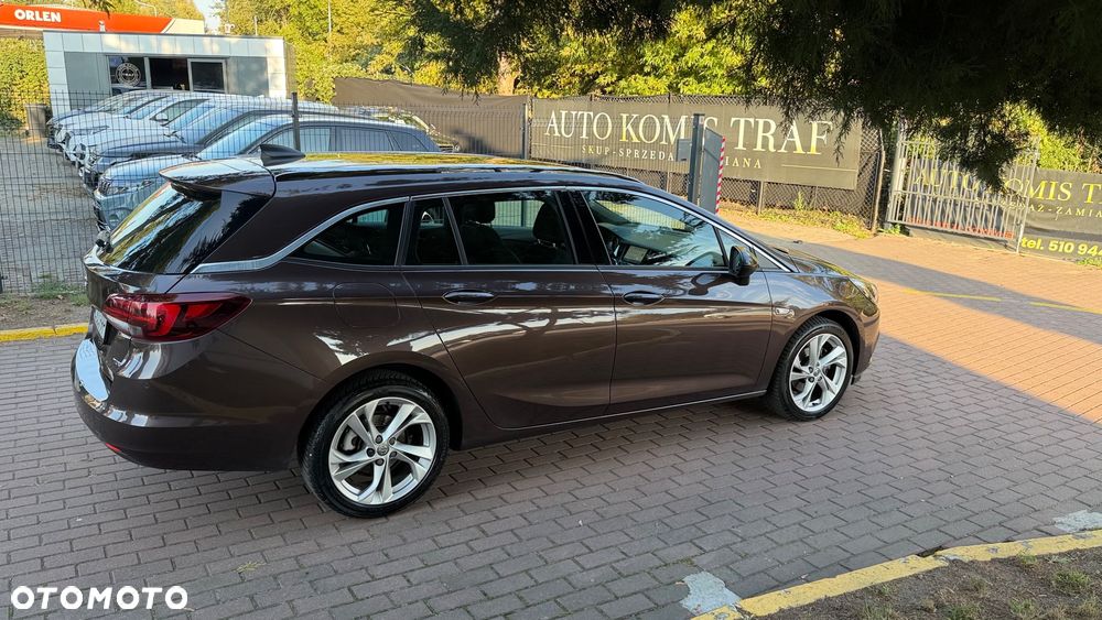 Opel Astra 1.4 T Dynamic S&S - 14
