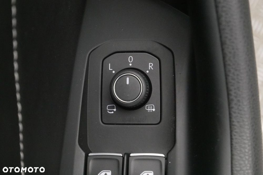 Volkswagen Arteon 2.0 TSI R-Line DSG - 27