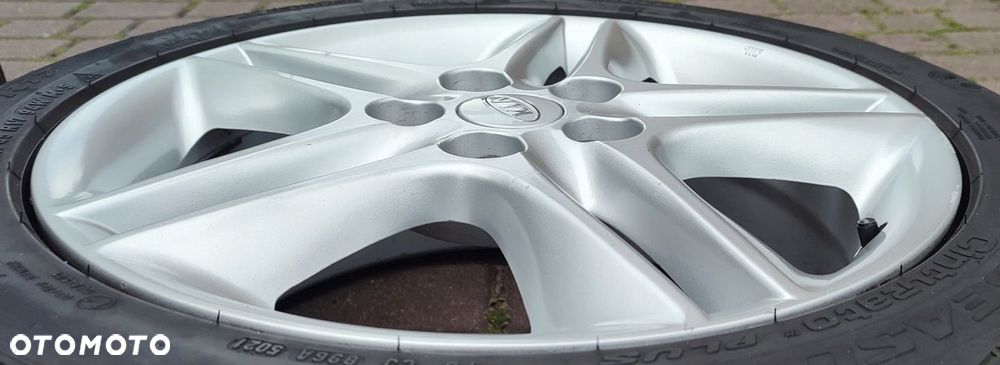 Felgi Aluminiowe Oryg. Kia Ceed Hyundai 17 Cali 5x114,3 7Jx17 Et56 Ø67,1mm - 7