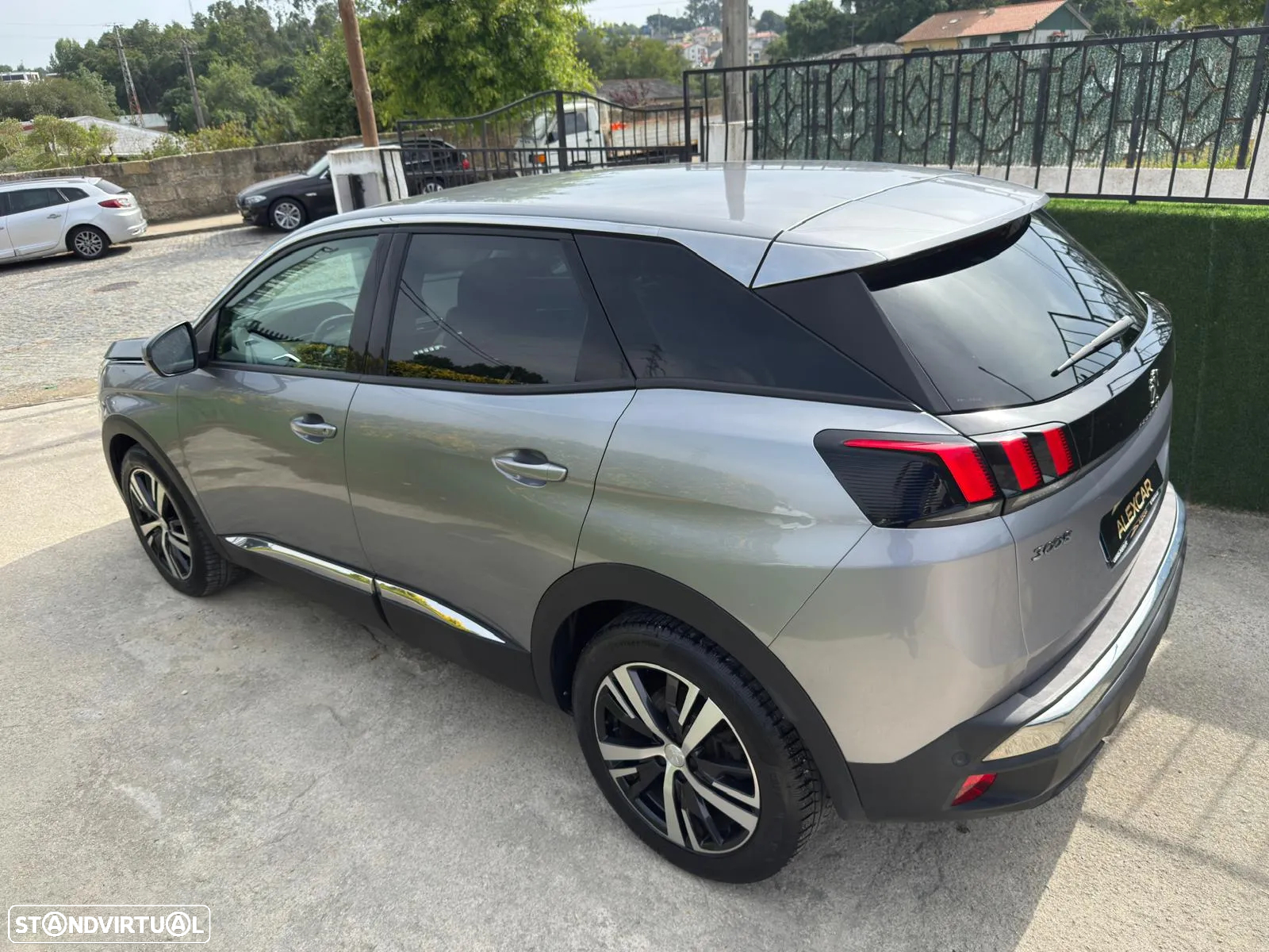 Peugeot 3008 1.2 PureTech Allure - 5
