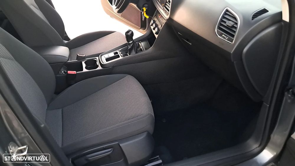 SEAT Leon ST 1.6 TDI Style S/S - 32