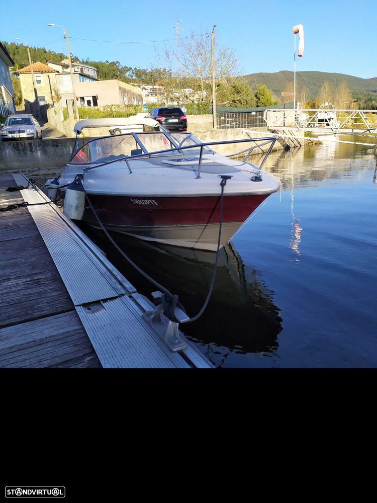 Maxum 2000 SCL Cabinado - 3